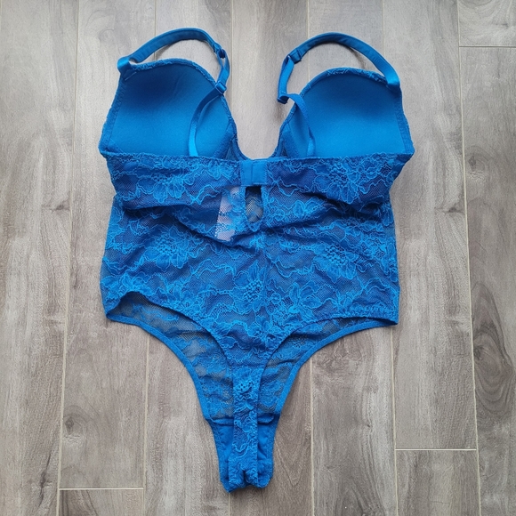 VS Push Up Bodysuit - Picture 4 of 7